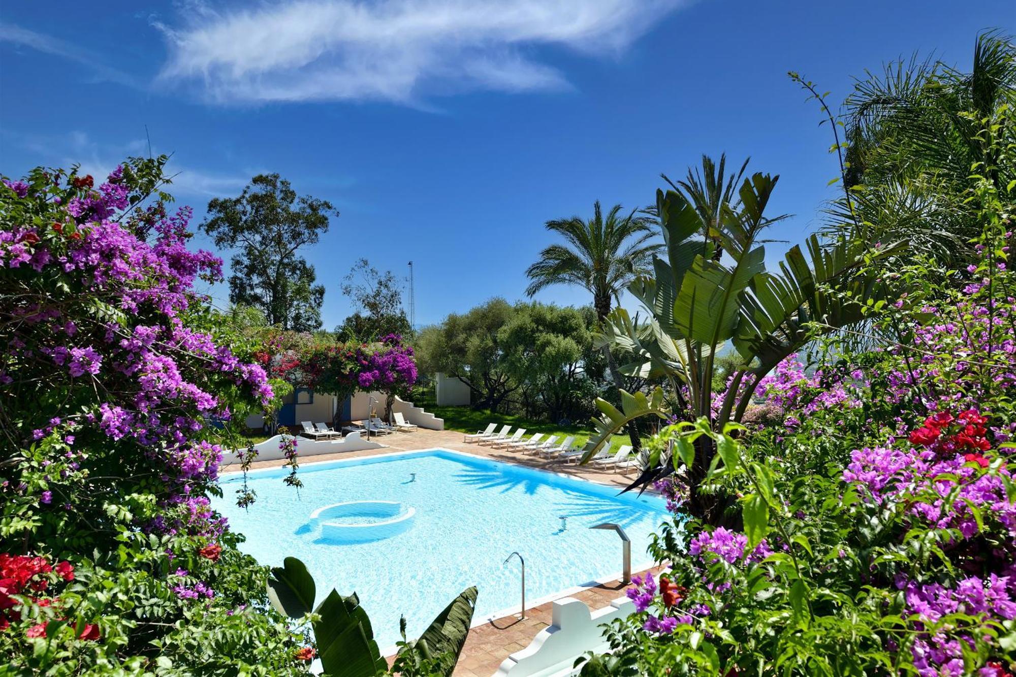 Hotel Monte Turri - Adults Only Arbatax Exterior photo